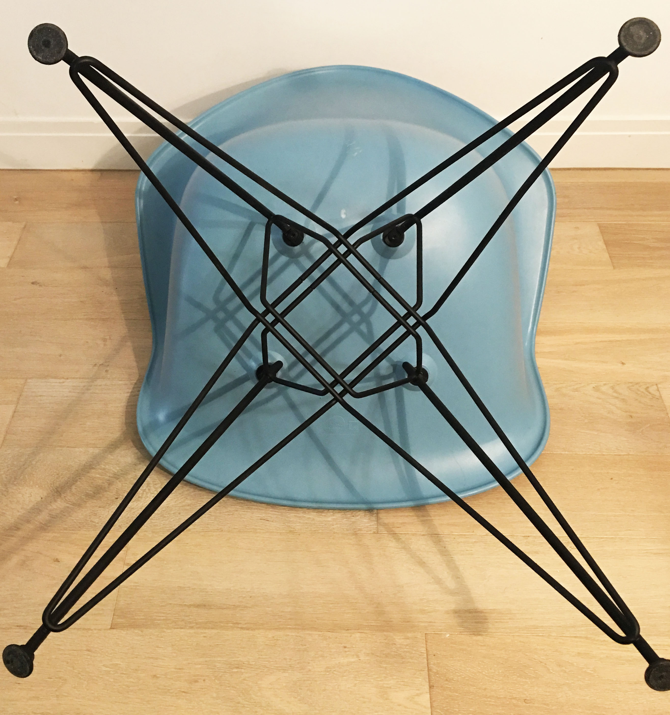 Blue 1990s Vitra Eames DSR Eiffel Side Chairs in very good